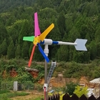 Les moulins à vent d'arc-en-ciel de yard de jardin enroulent le temps Vane Spinner Power Generator With de turbine ont mené la lumière de bande