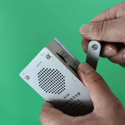 Générateur à manivelle manuelle Power Pack Radio portable Chargeur de téléphone portable